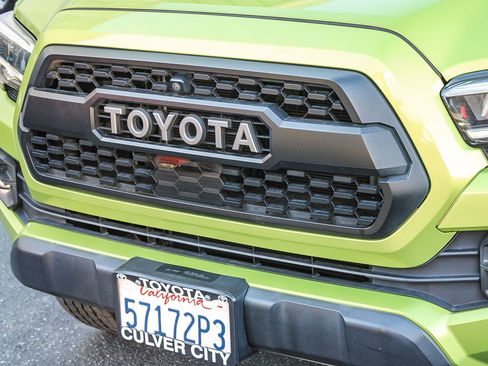 Certified 2022 Toyota Tacoma TRD Pro image 6