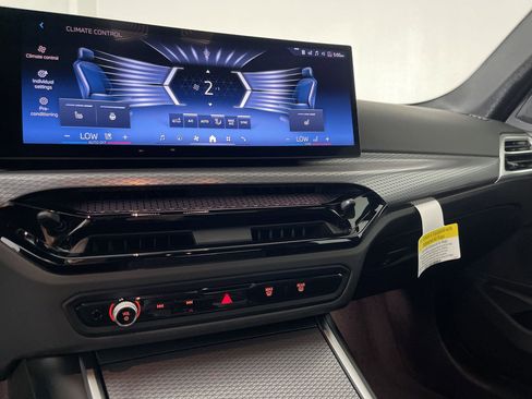 Used 2025 BMW 330i 330i w/ Convenience Package image 27