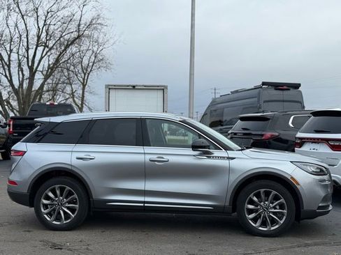 Used 2022 Lincoln Corsair AWD w/ Premium Package image 39