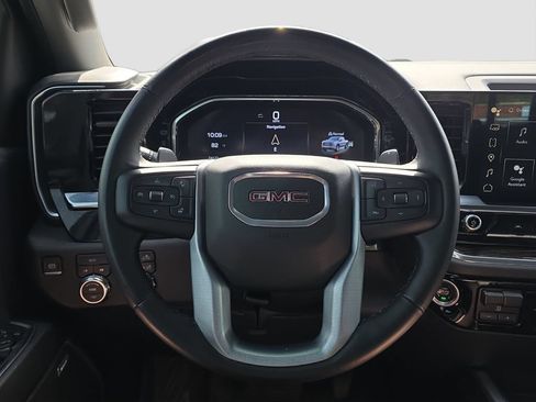 Used 2024 GMC Sierra 1500 Elevation w/ Elevation Premium Package AWD/4WD image 9
