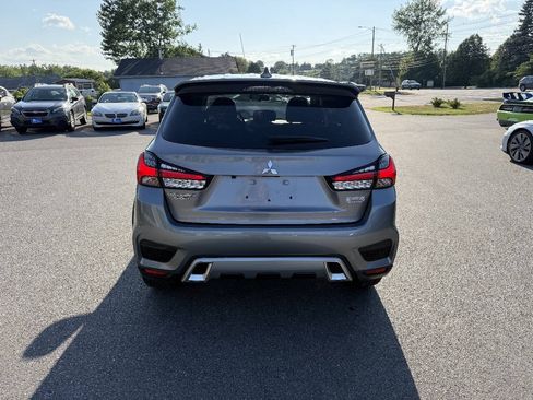 Used 2020 Mitsubishi Outlander Sport Black Edition FWD image 7