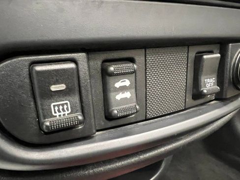 Used 2005 Chrysler PT Cruiser Touring image 29