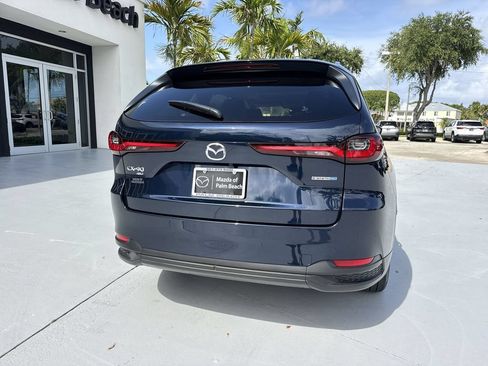 Used 2025 MAZDA CX-90 Plug-In Hybrid w/ Preferred AWD/4WD image 25