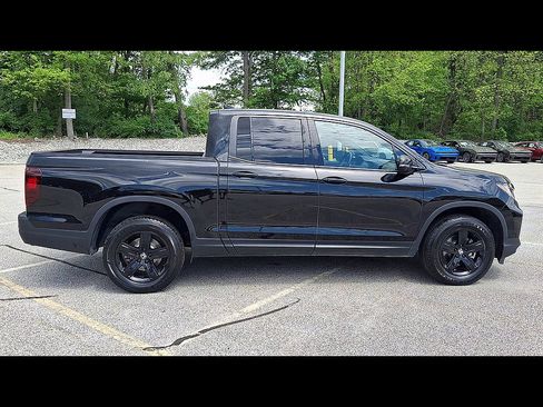 Used 2023 Honda Ridgeline Black Edition image 9