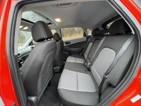 Used 2020 Hyundai Kona SEL Plus image 19