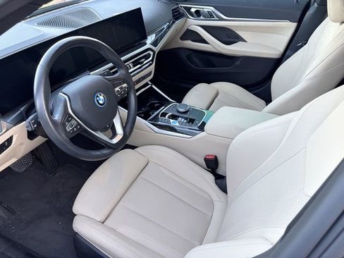 Used 2023 BMW i4 eDrive40 RWD image 3