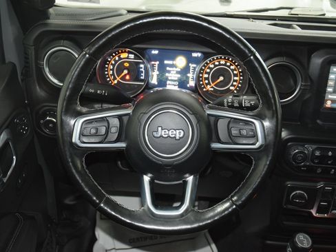 Used 2021 Jeep Wrangler Unlimited Sahara w/ Safety Group AWD/4WD image 31