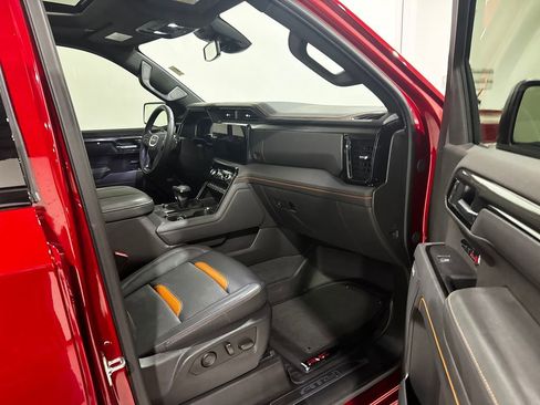 Used 2025 GMC Sierra 1500 AT4 w/ AT4 Premium Package AWD/4WD image 24