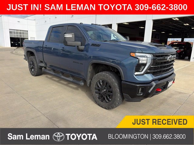 Used 2025 Chevrolet Silverado 2500 LT w/ Trail Boss Package AWD/4WD image 1