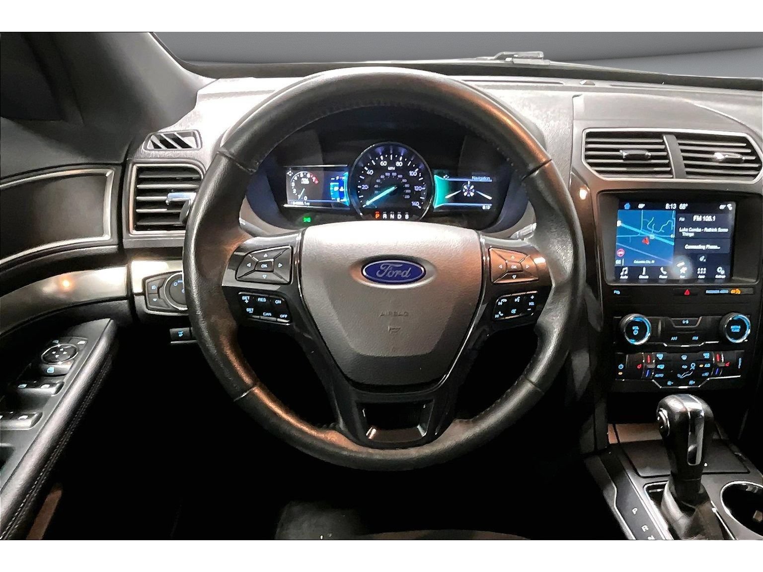 Used 2019 Ford Explorer XLT w/ Equipment Group 201A AWD/4WD image 7