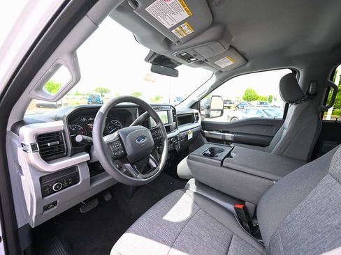 New 2026 Ford F250 XL w/ STX Appearance Package AWD/4WD image 14