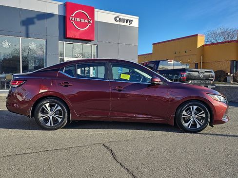 Used 2020 Nissan Sentra SV image 7