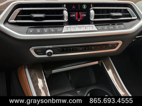 Used 2021 BMW X5 xDrive40i w/ Premium Package 2 AWD/4WD image 30