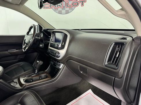 Used 2018 GMC Canyon Denali image 12