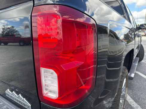 Used 2018 Chevrolet Silverado 1500 High Country AWD/4WD image 50