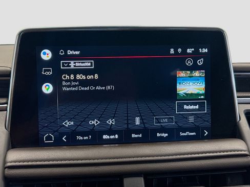 Used 2022 GMC Yukon XL SLT image 9