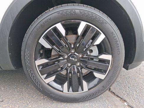 Used 2024 Kia Telluride SX Prestige w/ Towing Package AWD/4WD image 19