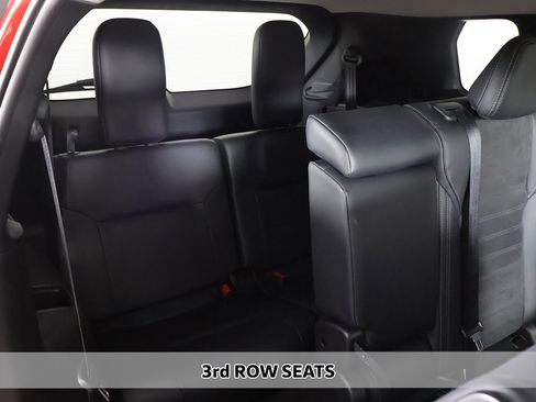 Used 2024 Mitsubishi Outlander SE Black Edition image 8