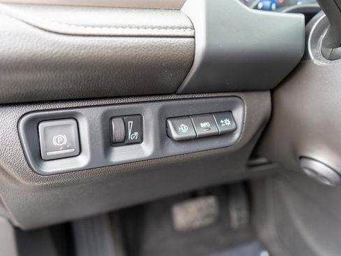 Used 2023 GMC Acadia Denali w/ Black Diamond Edition image 24