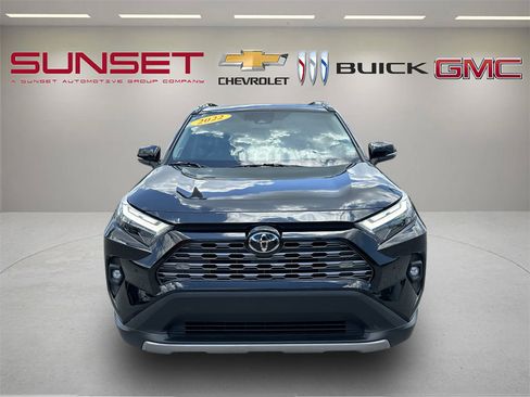 Used 2022 Toyota RAV4 Limited w/ Limited Grade Weather Package AWD/4WD image 39