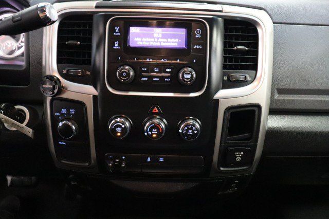 Used 2015 RAM 3500 SLT AWD/4WD image 41
