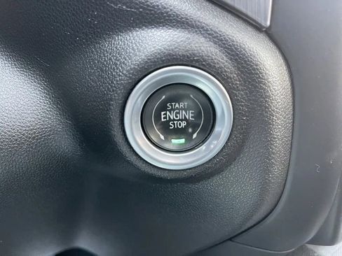 Used 2023 GMC Sierra 3500 Denali w/ Denali Ultimate Package image 31