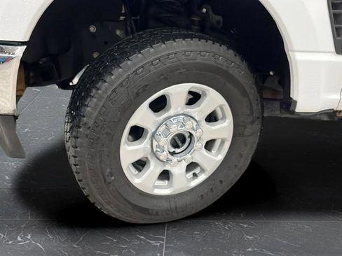 Used 2023 Ford F250 XLT image 35