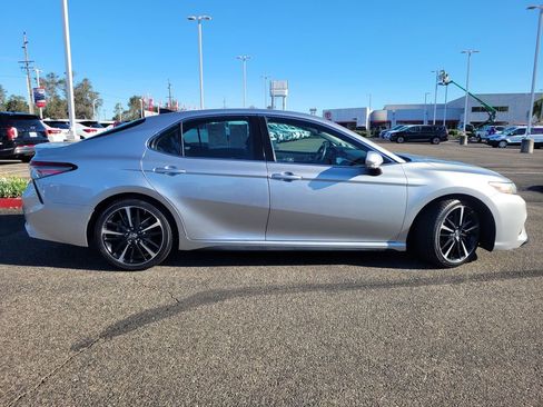 Used 2018 Toyota Camry XSE w/ Driver Assist Package FWD image 3