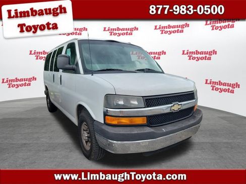 Used 2015 Chevrolet Express 2500 LT w/ LT Preferred Equipment Group RWD image 1