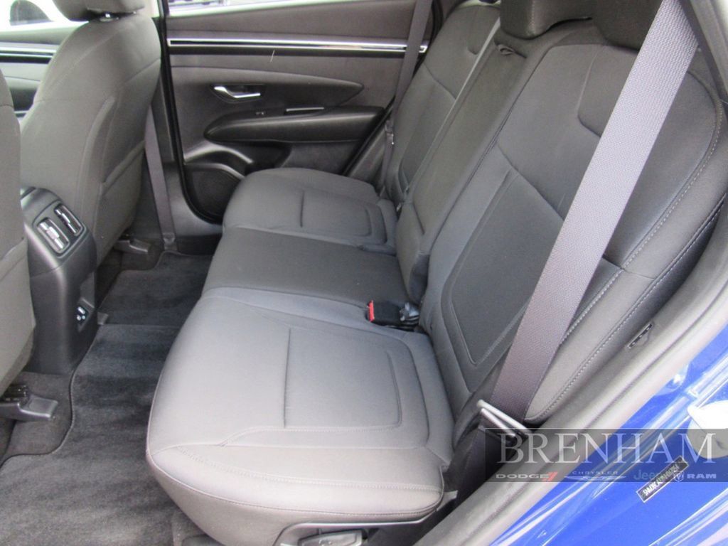 Used 2022 Hyundai Tucson SEL w/ Cargo Package AWD/4WD image 15