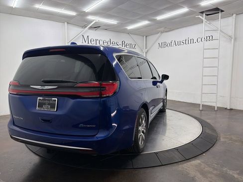 Used 2021 Chrysler Pacifica Pinnacle FWD image 7