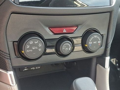 Certified 2024 Subaru Forester Premium AWD/4WD image 17