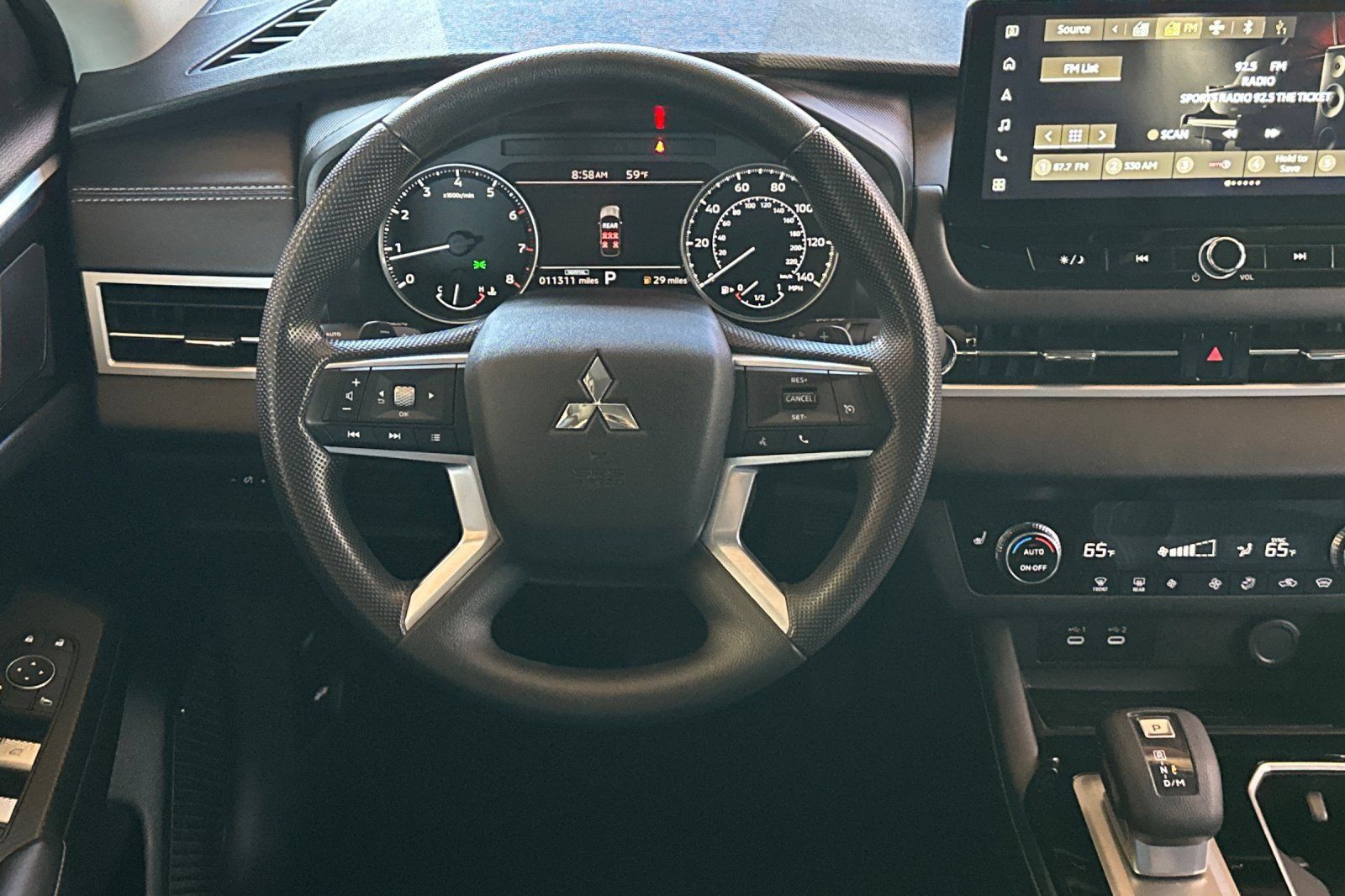 Used 2025 Mitsubishi Outlander ES AWD/4WD image 14