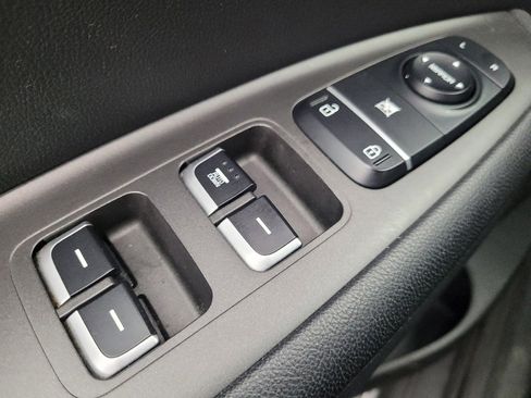 Used 2018 Kia Optima LX w/ 17" Alloy Wheels Package image 27