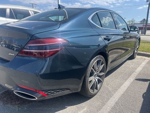 Used 2025 Genesis G70 2.5T image 6
