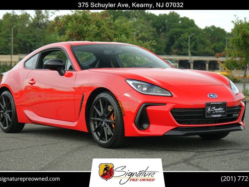 Used 2025 Subaru BRZ tS image 1