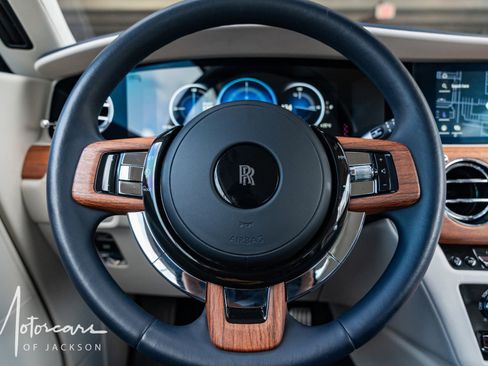 Used 2024 Rolls-Royce Spectre w/ Spectre Launch Package image 22