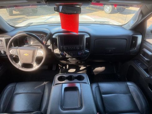 Used 2018 Chevrolet Silverado 1500 LT w/ LT Convenience Package RWD image 21