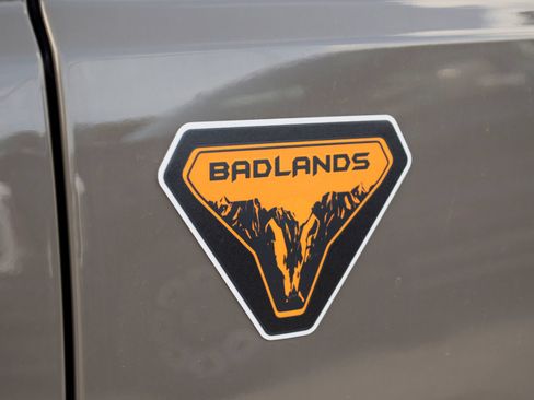 New 2026 Ford Bronco Badlands AWD/4WD image 19