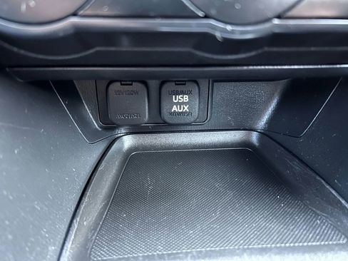 Used 2015 MAZDA MAZDA3 i SV image 15