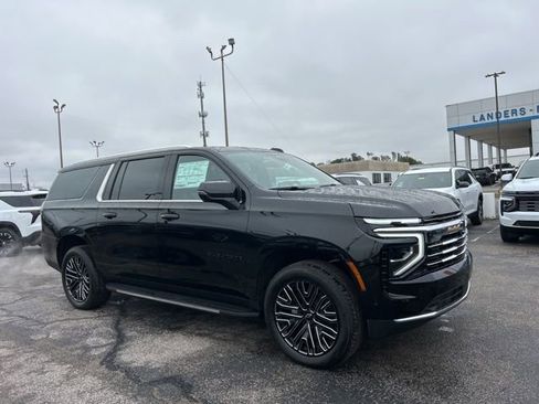 New 2026 Chevrolet Suburban LT w/ Comfort Package image 1