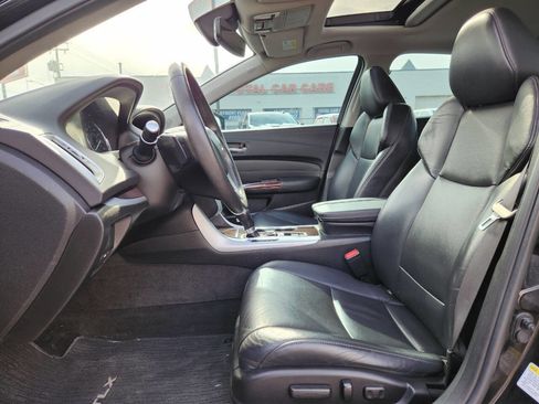Used 2017 Acura TLX w/ Technology Package image 11