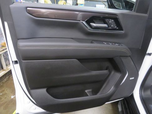 New 2026 GMC Yukon Elevation w/ Elevation Premium Package image 17