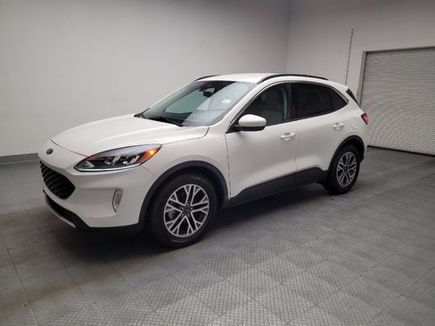 Used 2021 Ford Escape SEL FWD image 2