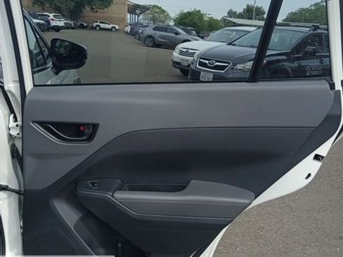 Certified 2024 Subaru Crosstrek 2.0i Premium AWD/4WD image 25