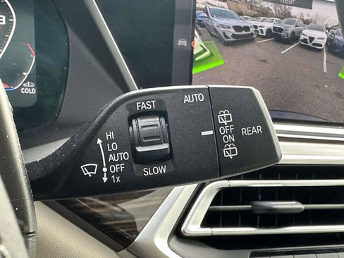Used 2020 BMW X5 M50i AWD/4WD image 33