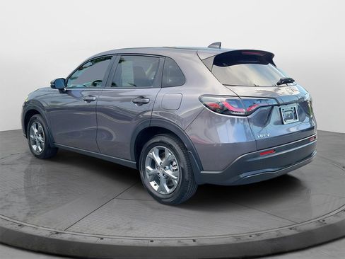 Certified 2026 Honda HR-V LX image 4