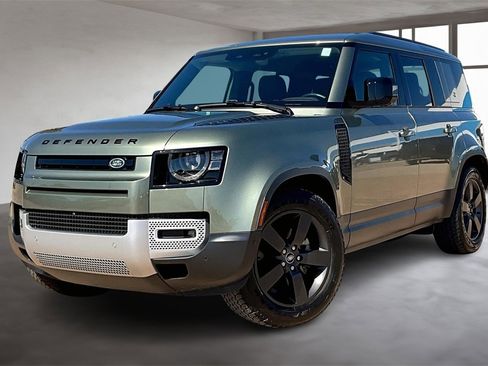 Used 2024 Land Rover Defender 110 S image 1