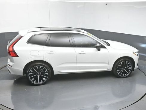 Used 2026 Volvo XC60 B5 Ultra w/ Protection Package Premier AWD/4WD image 48