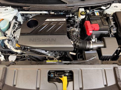 Used 2023 Nissan Rogue SV FWD image 35